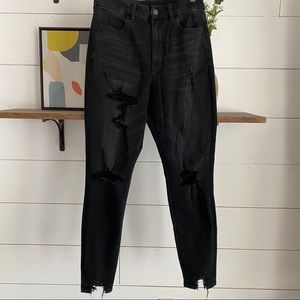 Distressed AE Dream Jean